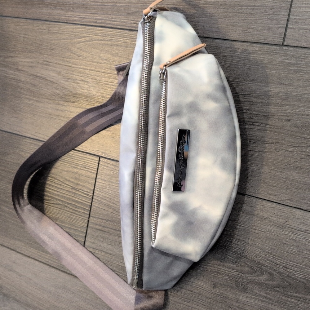 Petunia Pickle Bottom All-Around Belt Bag